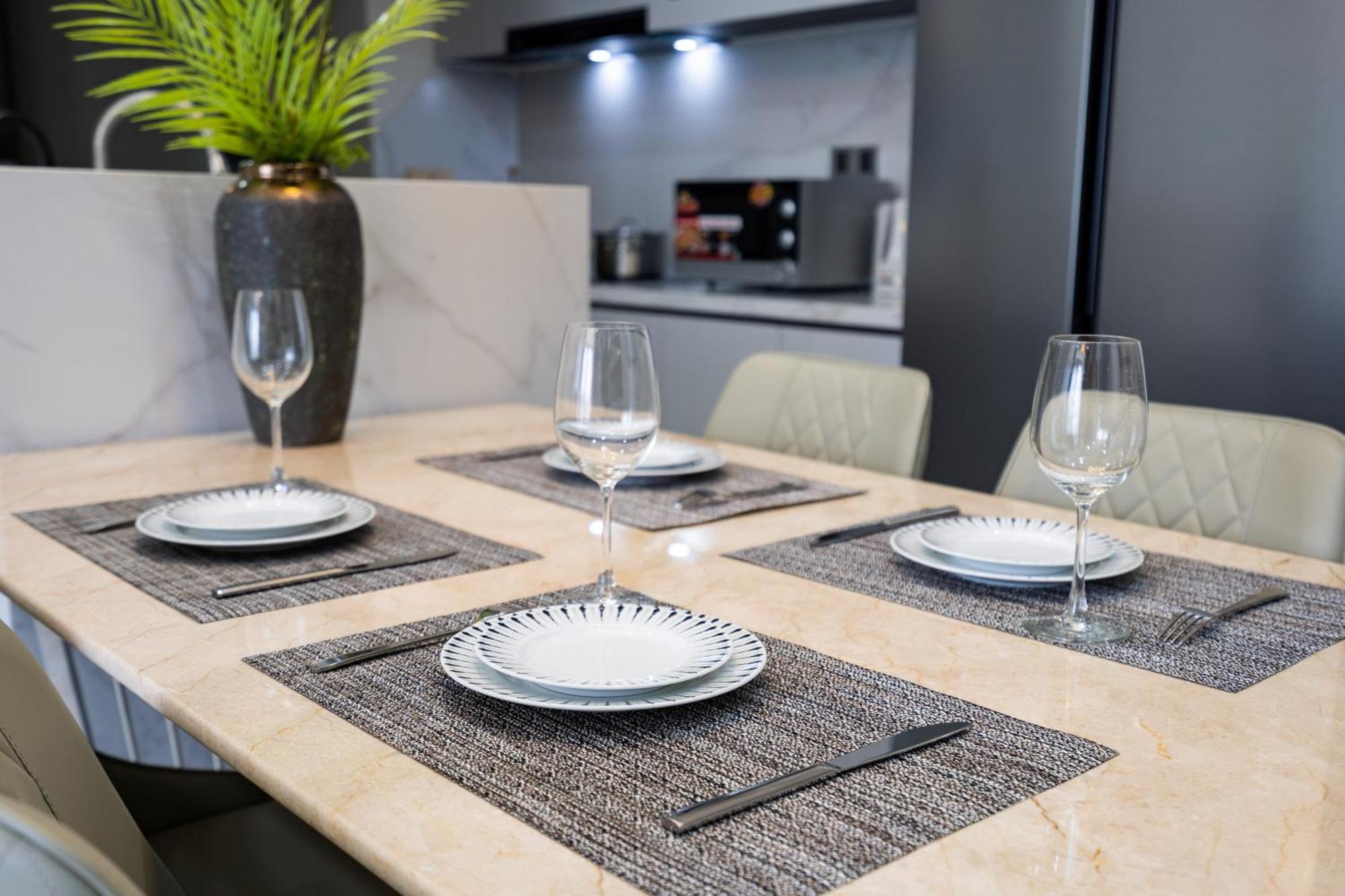 The Peak Midtown Twobedroom With Balcony Ho Chi Minh-byen Eksteriør bilde